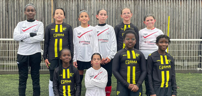 photo des U11 lors du match amical contre Combs la ville